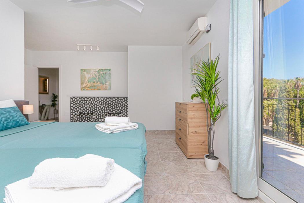 Presidential Suite Villamartin Plaza Av Brisas 67 Alicante Exterior photo