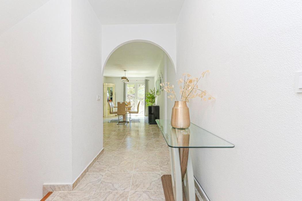 Presidential Suite Villamartin Plaza Av Brisas 67 Alicante Exterior photo