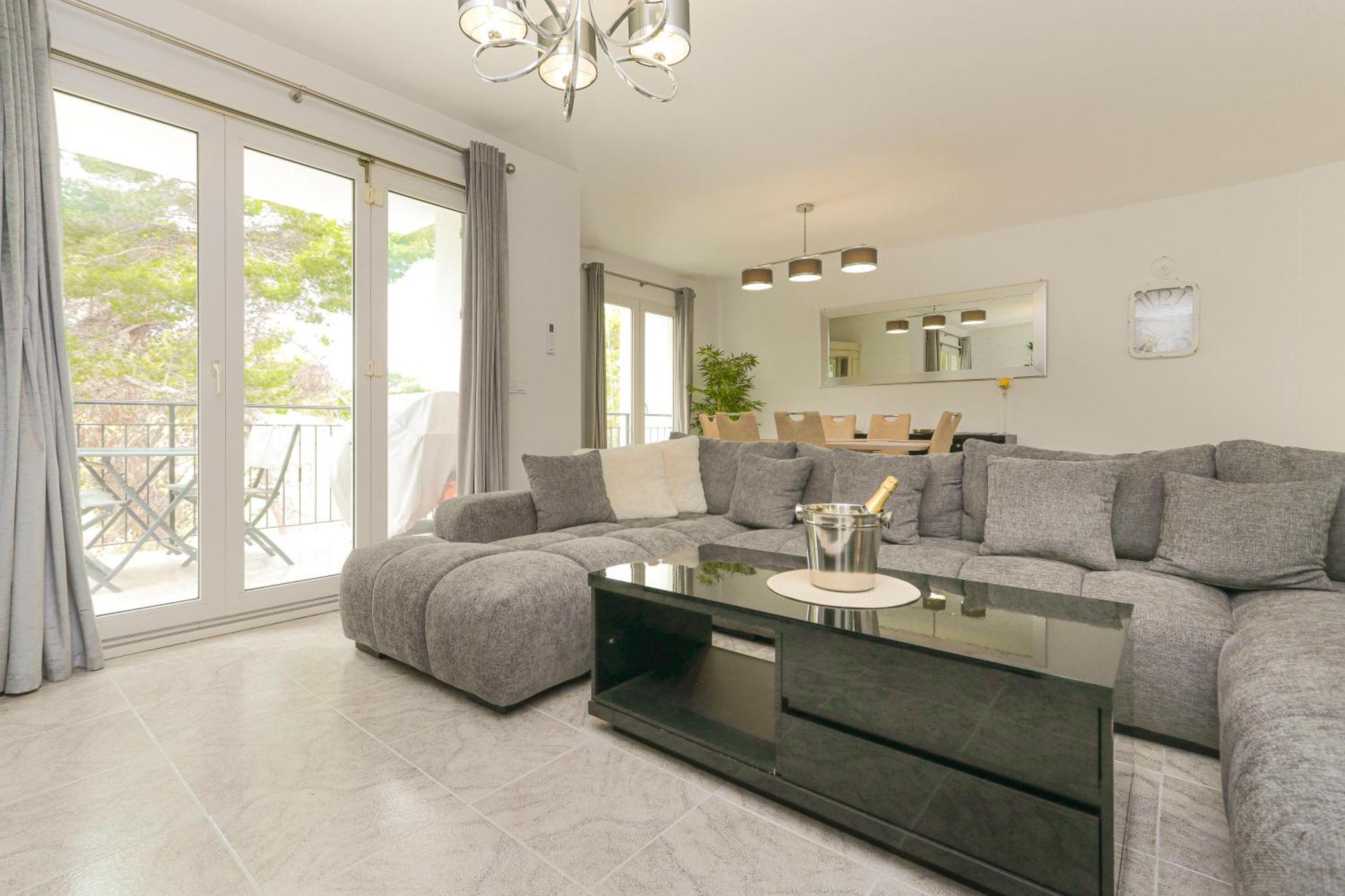 Presidential Suite Villamartin Plaza Av Brisas 67 Alicante Exterior photo